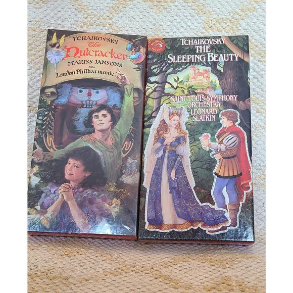 Tchaikovsky Sleeping Beauty The Nutcracker Audio story book London philharmonic - Picture 1 of 6